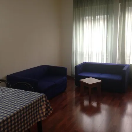 Aparthotel Pola Milan