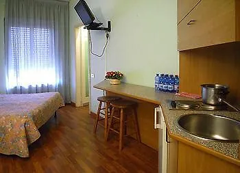 公寓式酒店 Pola 4*